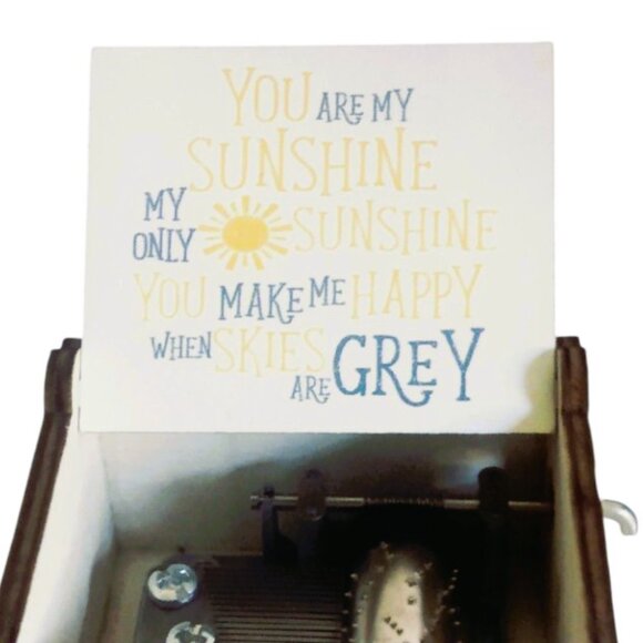 "You Are My Sunshine" Hand Cranked Wooden Music Box - Picture 3 of 11